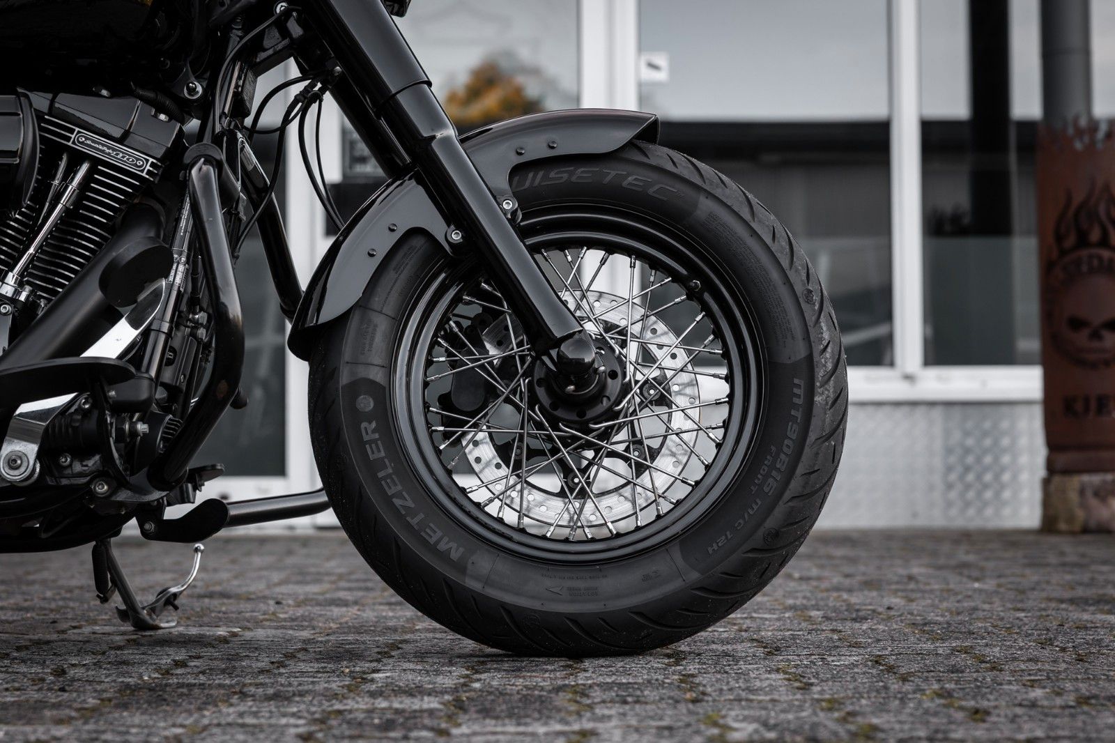 Fahrzeugabbildung Harley-Davidson FLSS SOFTAIL SLIM S 110 cui - Kesstech - Ape