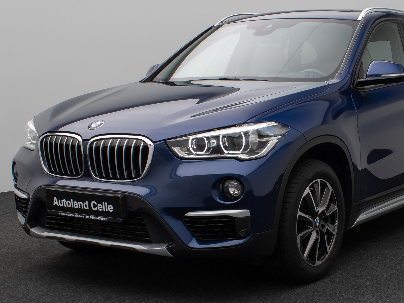 Fahrzeugabbildung BMW X1 sD20i xLine Panorama HUD H/K AHK Leder Voll