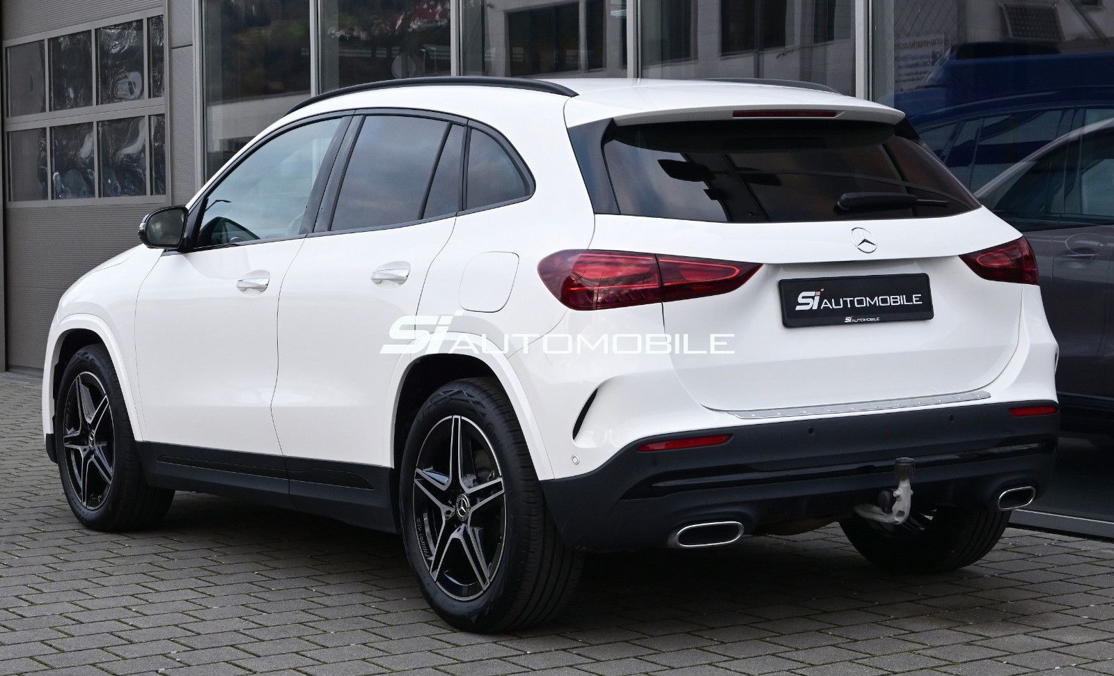 Fahrzeugabbildung Mercedes-Benz GLA 220 d 4Mat. AMG °ACC°AHK°360°MEMORY°KEYLESS°
