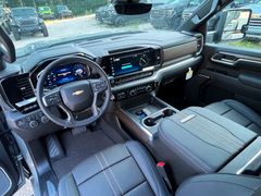 CHEVROLET Silverado 2500 Crew Cab 6.6l V8 Duramax TD MY 26