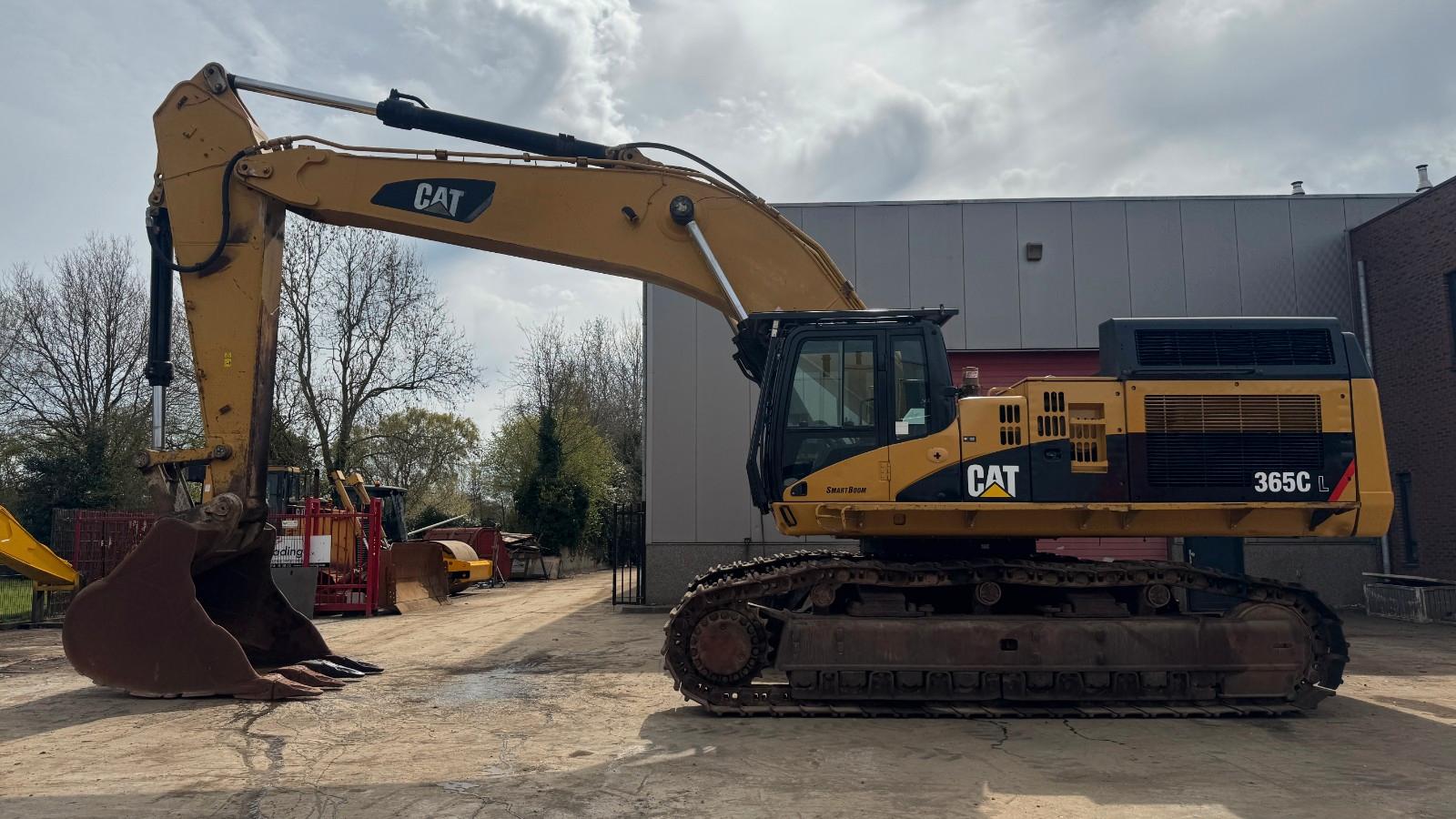 CAT 365CL
