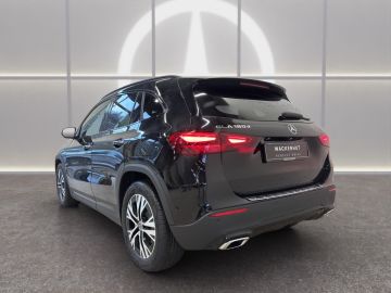 Mercedes GLA 180 - 3