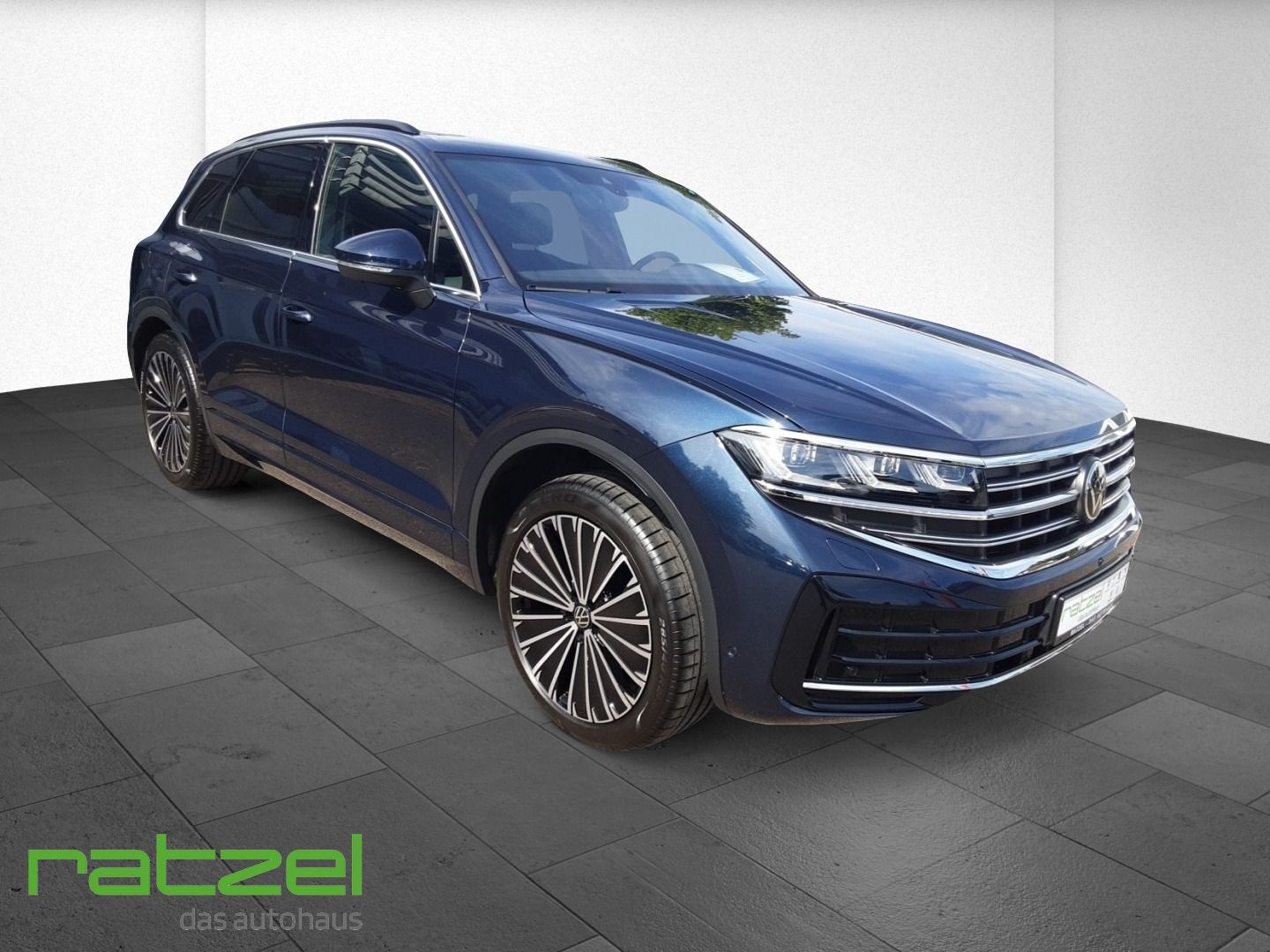 Fahrzeugabbildung Volkswagen Touareg Elegance 3.0 V6 TDI 4MOTION 8-Gang Aut.