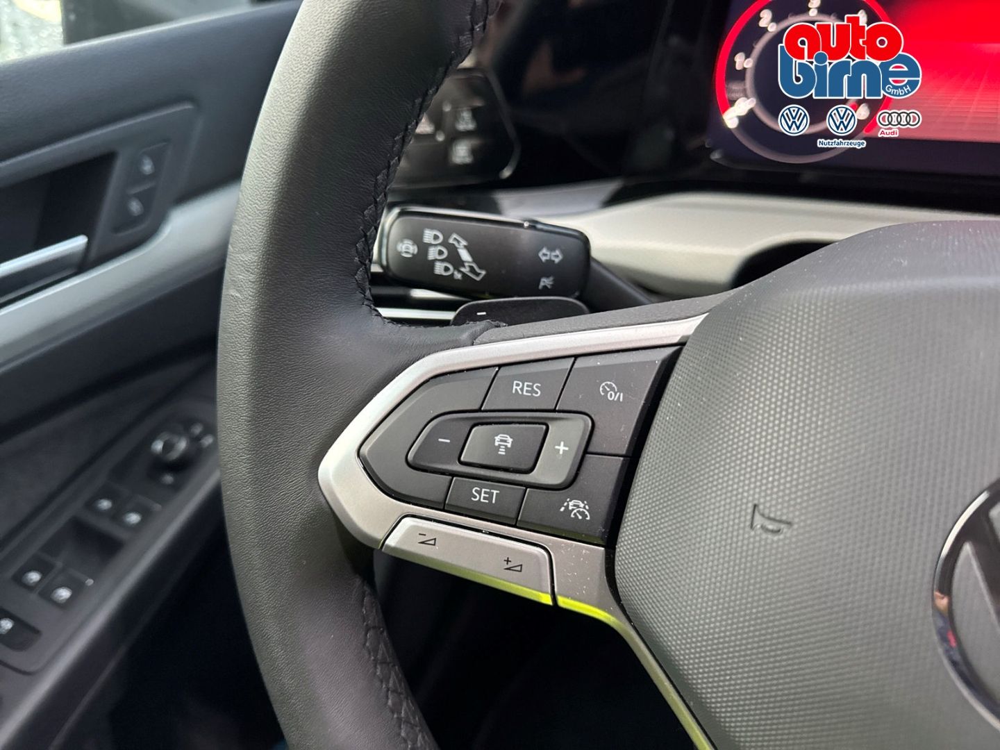 Golf VIII 2.0 TDI DSG Move Navi digitales Cockpi