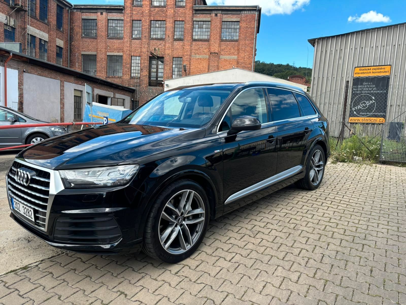 AUDI Q7 3.0 TFSI quattro Neue Motor !!!