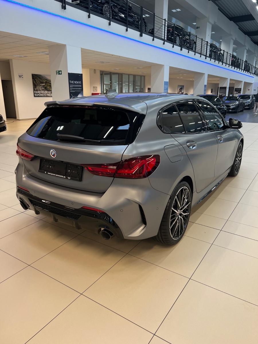 BMW M135i xDrive Sonderlackierung matt grau Top