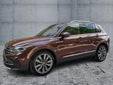 Volkswagen Tiguan 2.0 TDI 4M ELEGANCE MATRIX+NAVI+AHK+PANO - Volkswagen Gebrauchtwagen in Oldenburg