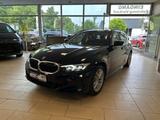BMW 330 Plug-In*AHK*Live Cockpit Plus*Tempo*SHZ*Navi - Hybrid (/Elektro) Plug in mit Benzin-Antrieb