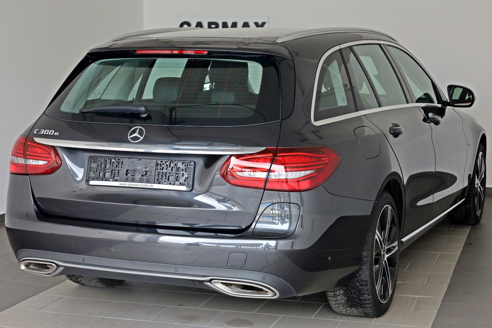 Fahrzeugabbildung Mercedes-Benz C 300e T Avantgarde Leder,Navi,LED,Kamera,SH,PDC