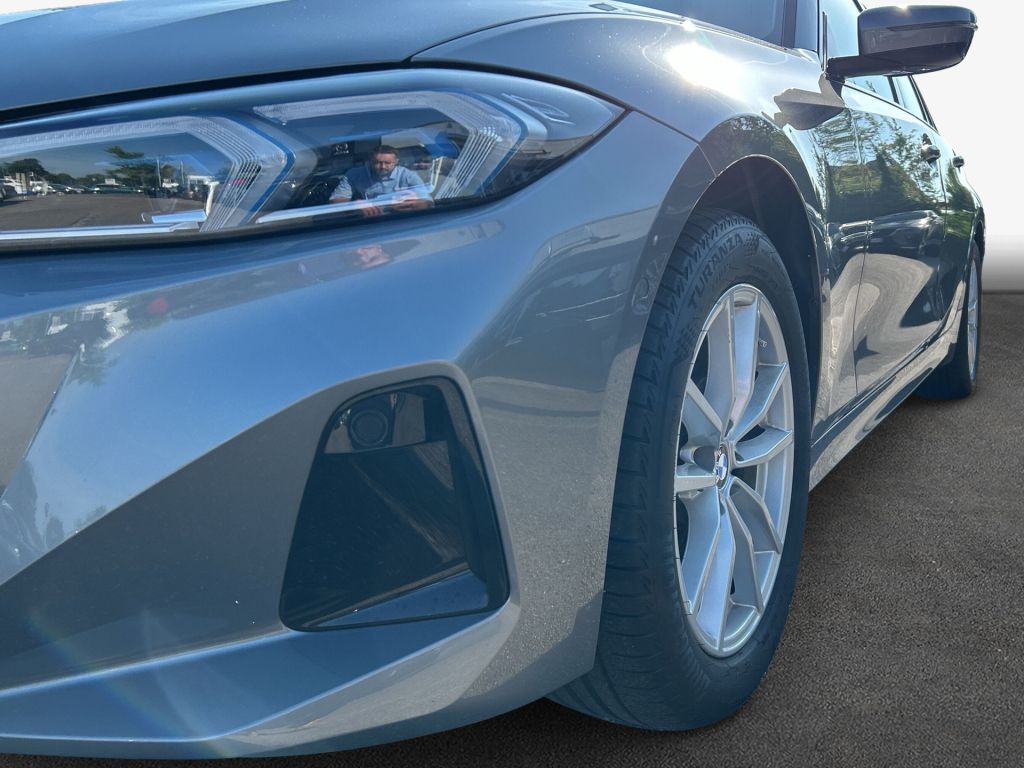 BMW 320 - Bild 7