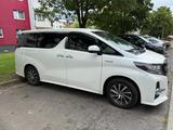 Toyota Alphard - Toyota Alphard von privat