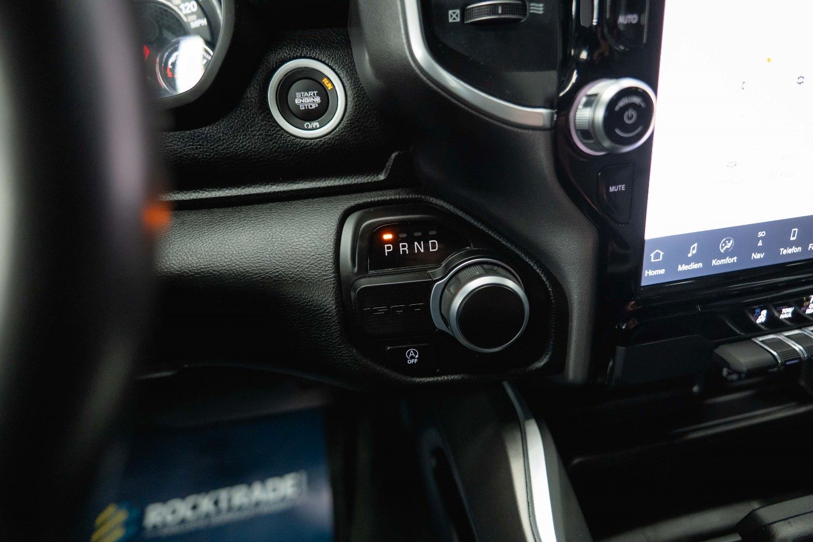 Fahrzeugabbildung Dodge RAM 5.7 V8 HEMI OFFROAD Night Limited 19% LED