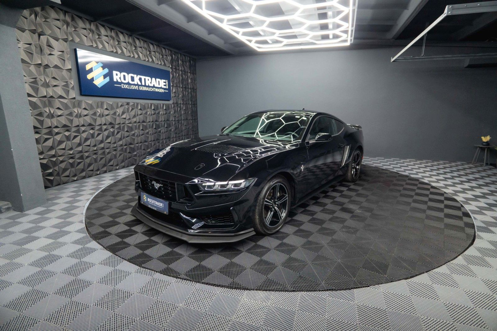 Fahrzeugabbildung Ford Mustang GT Coupe DARK HORSE MY2024 LED 19%