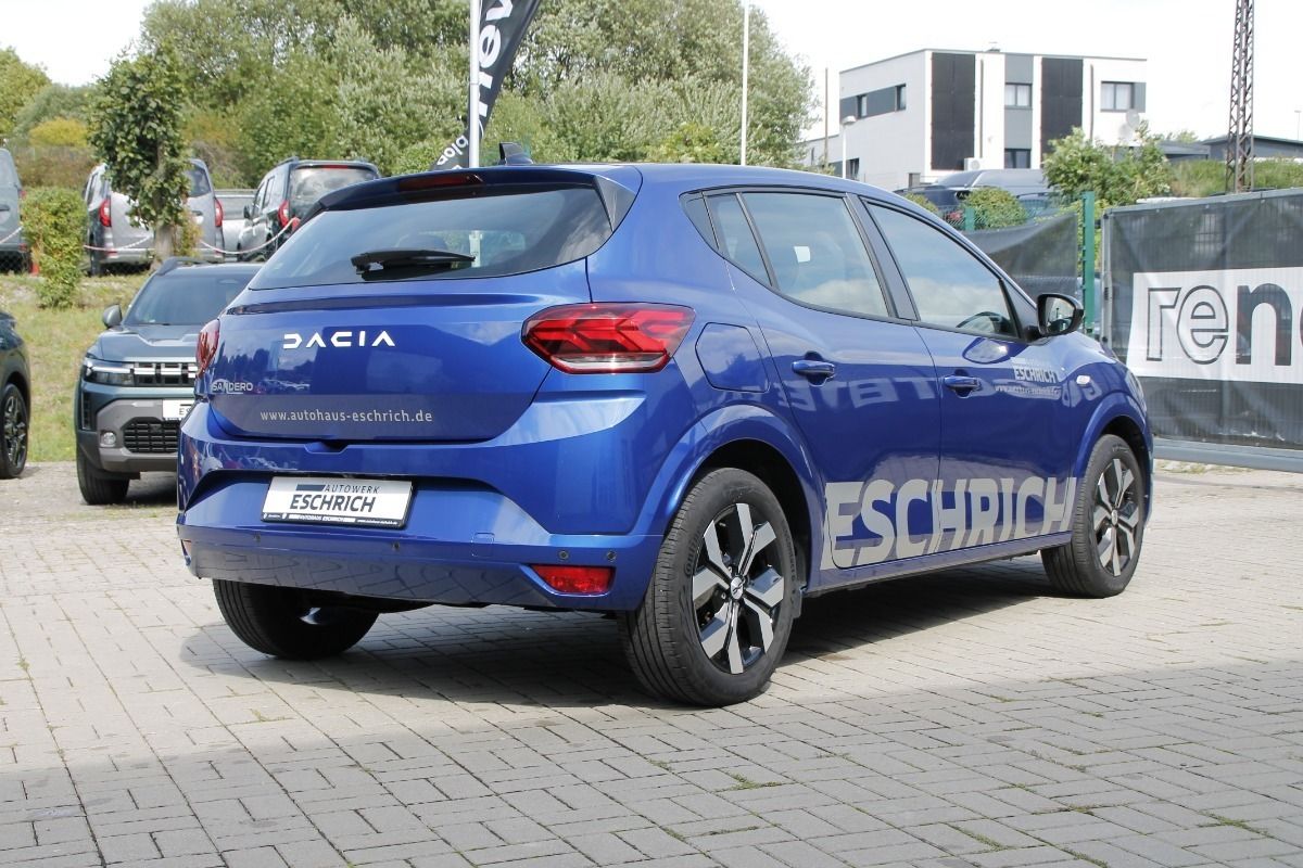 Fahrzeugabbildung Dacia Sandero Journey TCe 90