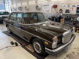 Mercedes-Benz W114/8 - Mercedes-Benz 250 aus 1971