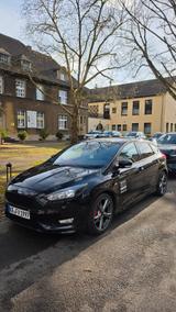 Ford Focus 2017 | TÜV neu | Große Ausstattung - Ford Focus: Ausstattung