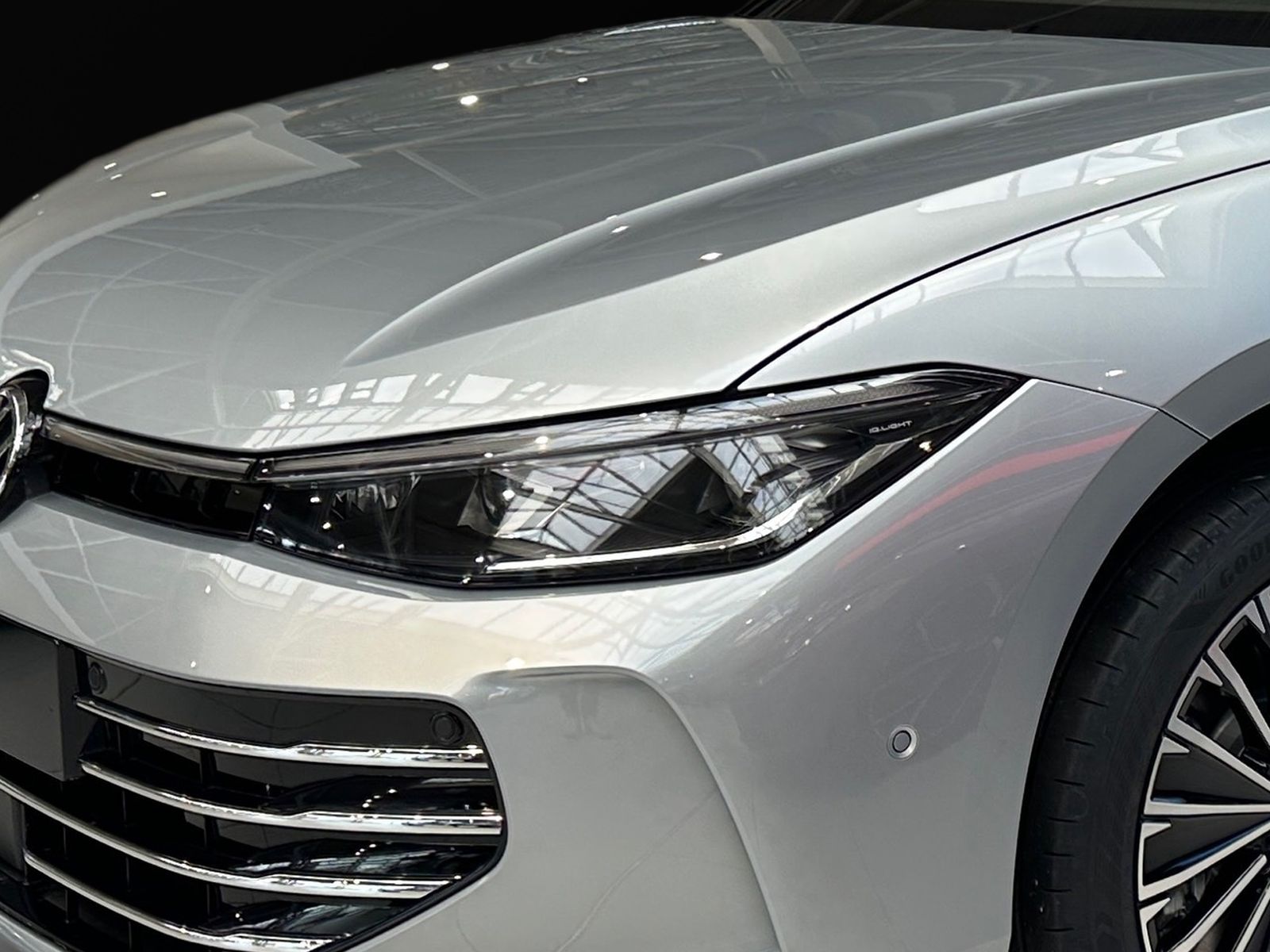 Volkswagen Passat Elegance Hybrid DSG AHK MASSAGE R-KAMERA foto 4