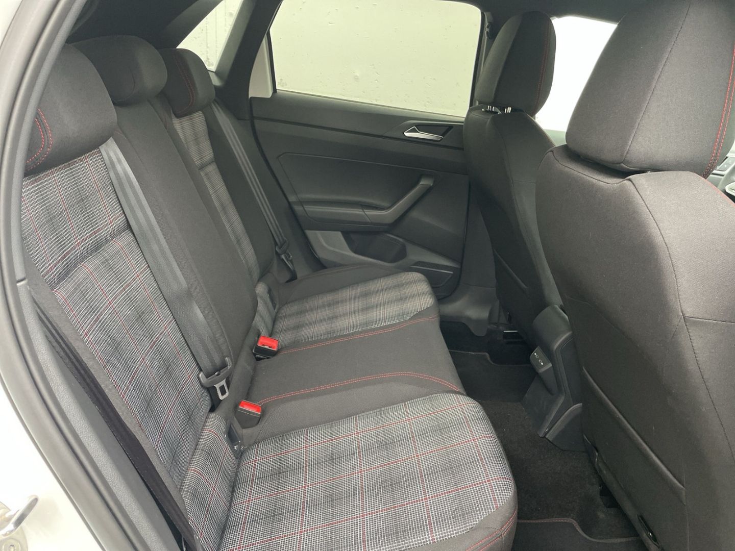 Polo GTI 2.0TSI DSG Kamera/ACC/Keyless/Beats/App