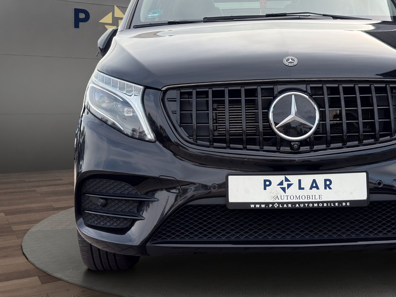 Fahrzeugabbildung Mercedes-Benz V 250 AMG-Line*Pano*360°*Leder*ACC*Burmaster*