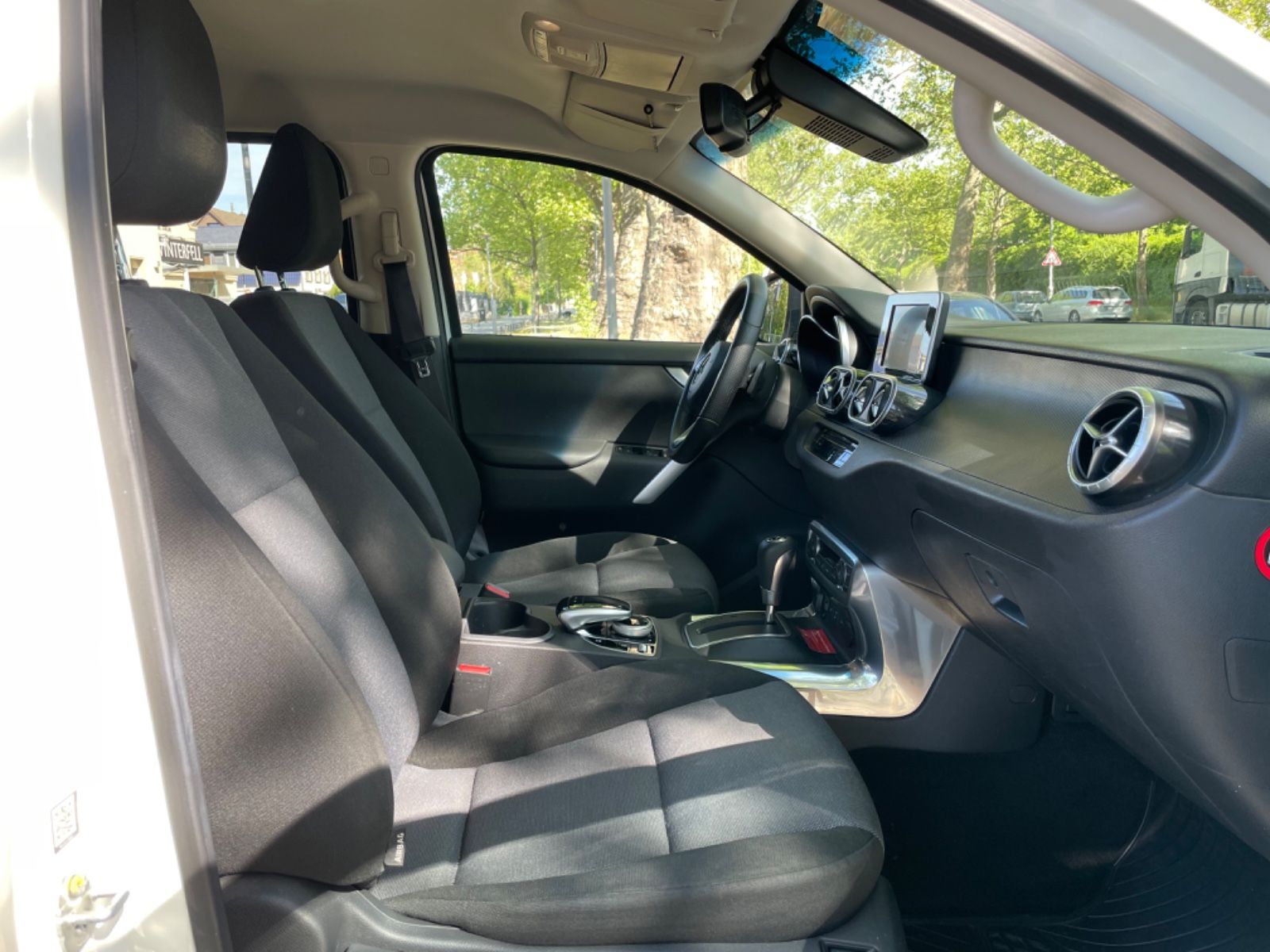 Fahrzeugabbildung Mercedes-Benz X 350d 4Matic DoKa*AluCab*Navi*4x4*Keyless*Kam*