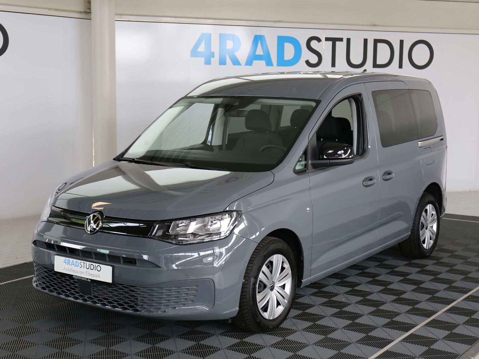 Volkswagen Caddy 2.0TDI DSG NAVI ACC SIDEASSIST 5J-GARANTIE