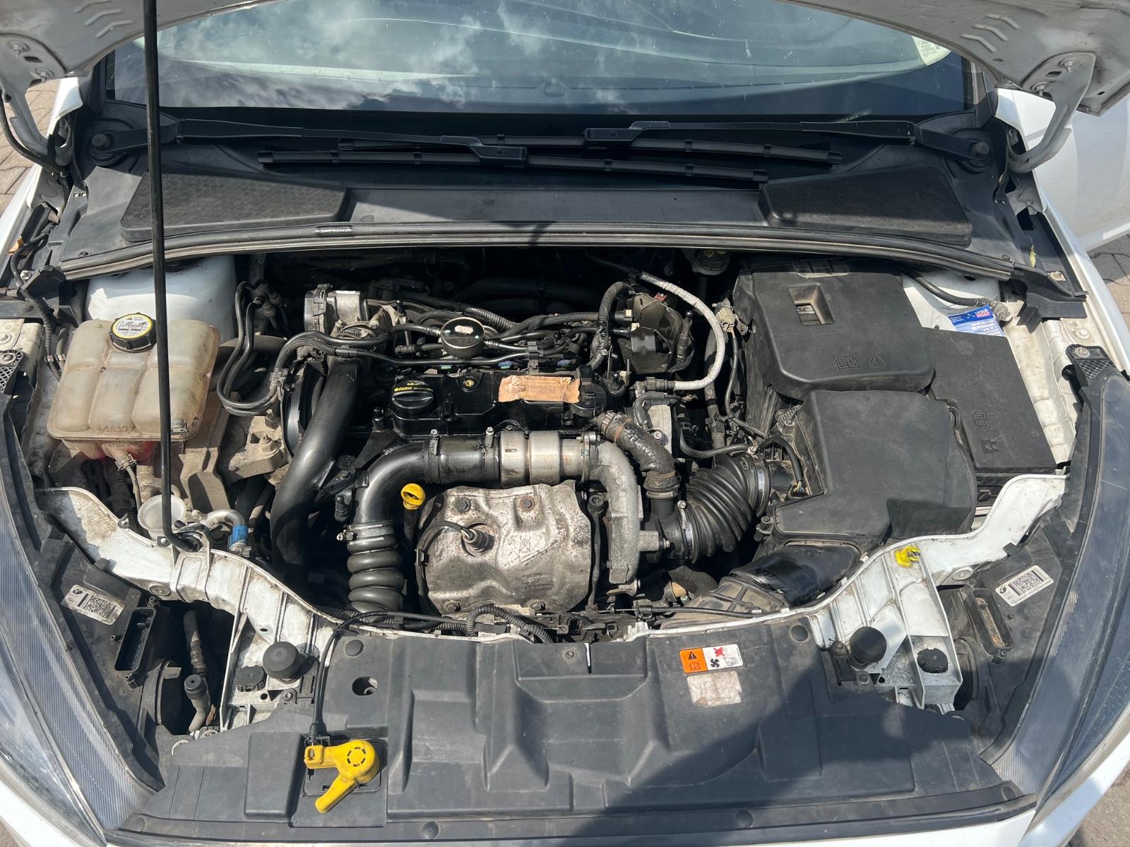 Ford Focus 2015 — photo 12