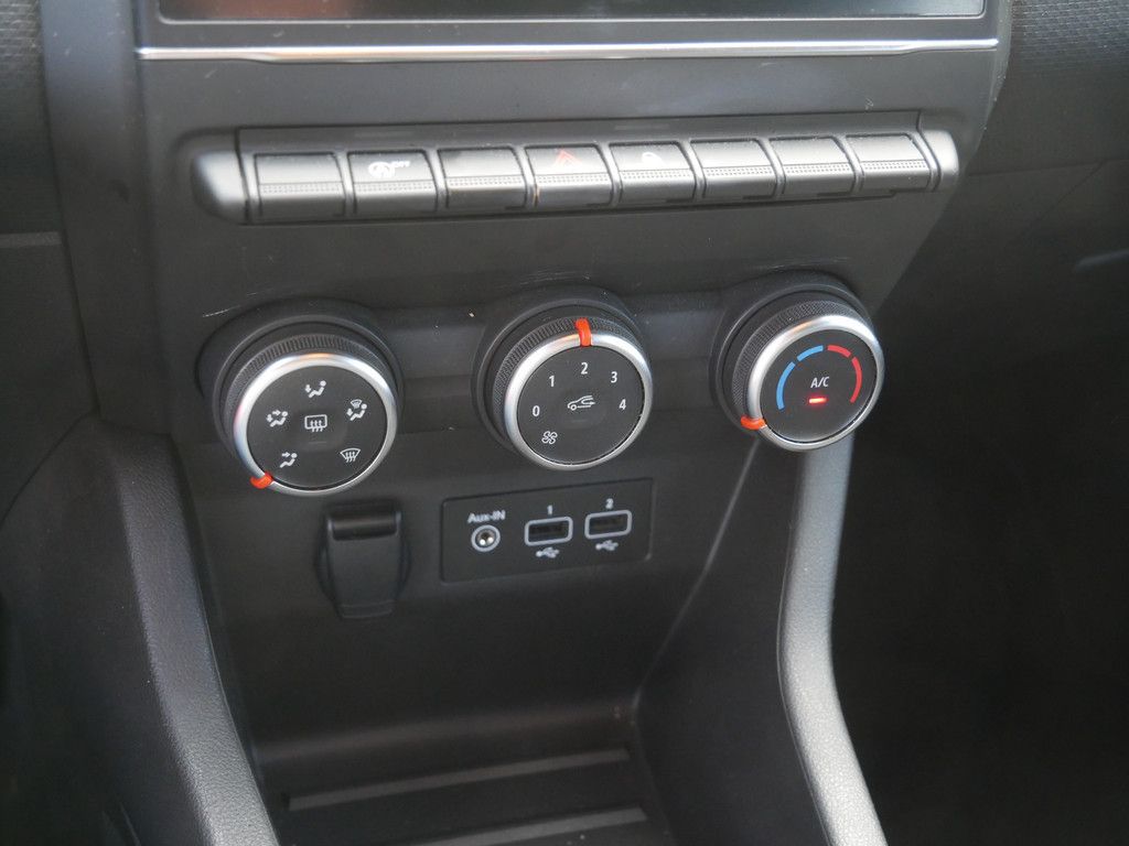 Fahrzeugabbildung Renault Clio Equilibre SCe 65 KLIMA PDC LED SCHEINWERFER