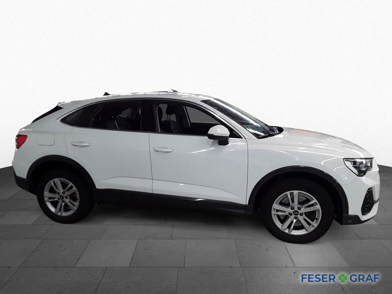 Audi Q3 Sportback 45 TFSIe S tronic NAVI PLUS VIRTUAL imagem 2