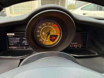 صورة مصغرة 39 لـ 2016 Ferrari 488 GTB
