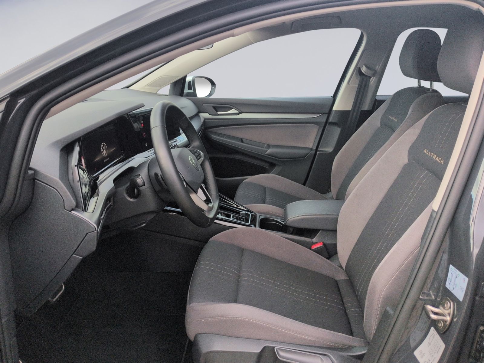 Golf VIII Alltrack 2.0 TDI DSG KAMERA+AHK+NAVI+