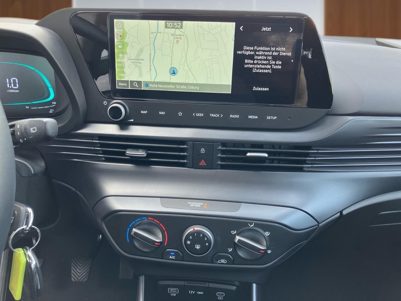Fahrzeugabbildung Hyundai i20 TREND DynLicht Kam. LM Navi PDC SHZ SpurH