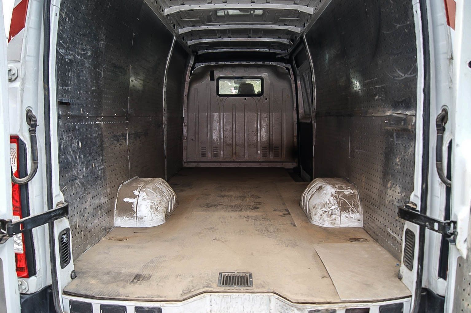 Fahrzeugabbildung Nissan NV400 Kastenwagen L4H2 4,5t COMFORT KLIMAANLAGE