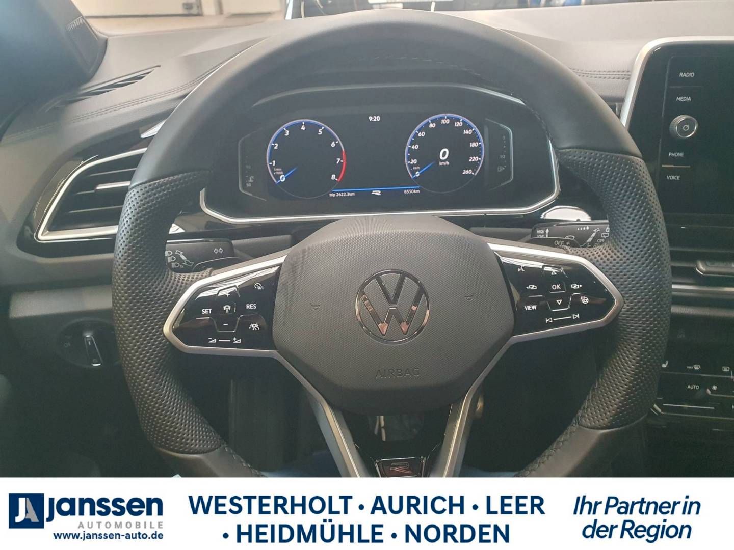 Fahrzeugabbildung Volkswagen T-ROC TSI 1.5 DSG R-Line