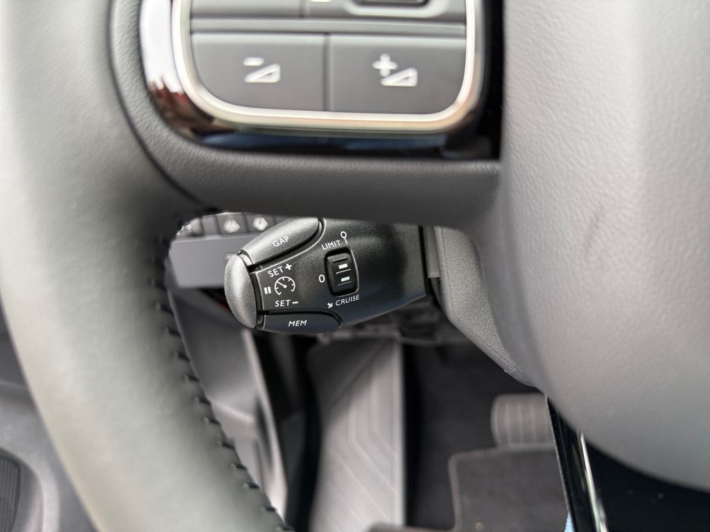 Fahrzeugabbildung Citroën C5 Aircross BlueHDI 130 S&S EAT8 MAX