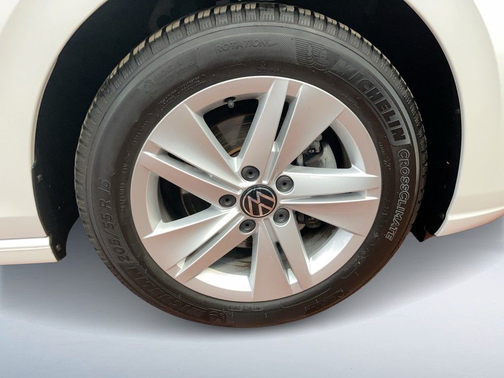 Volkswagen Golf - Bild 9