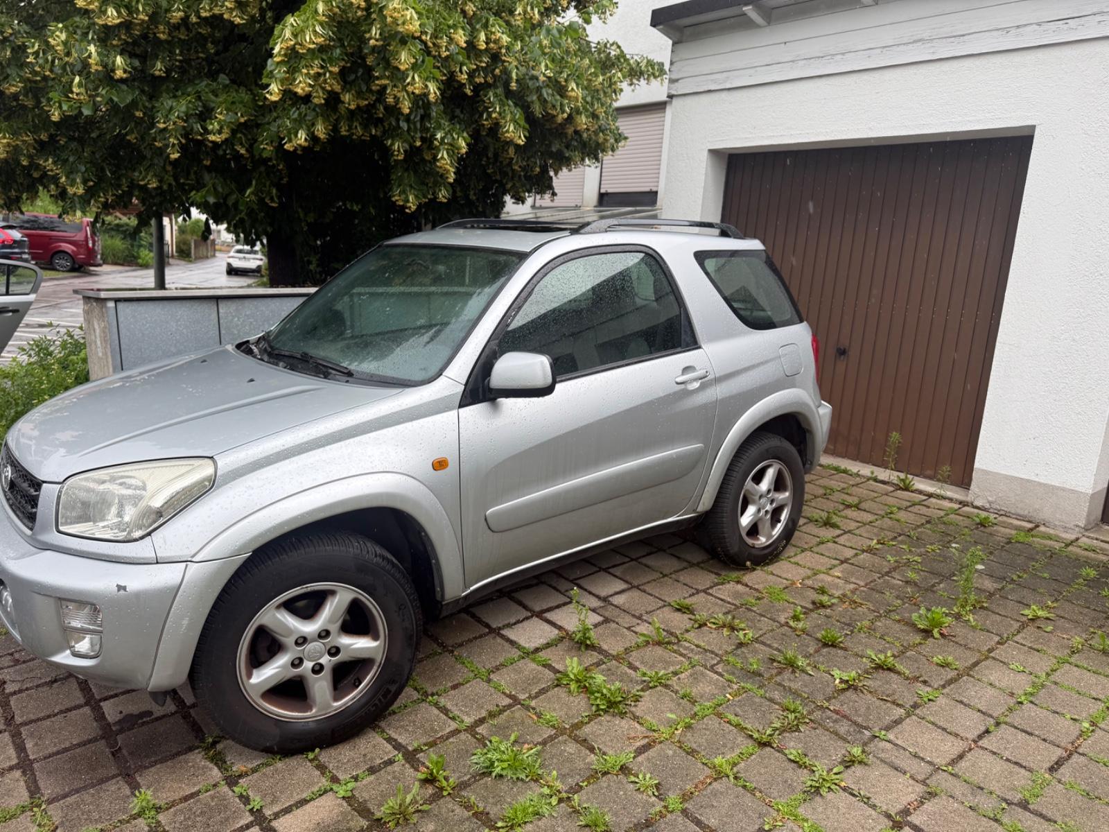 Toyota RAV 4 2.0 4x4 Automatik-MOTORSCHADEN-01704684029