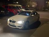 BMW 330i Cabrio (E93)  Sportlich, elegant... - BMW 330 aus 2009