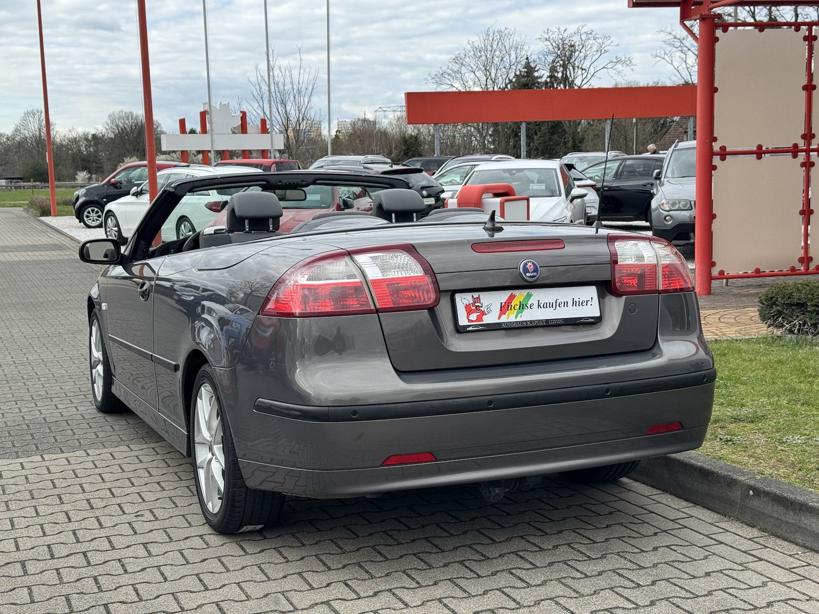 Fahrzeugabbildung Saab 9-3 1.9 Cabrio Automatik/StandHz/Leder/Navi/Ahk