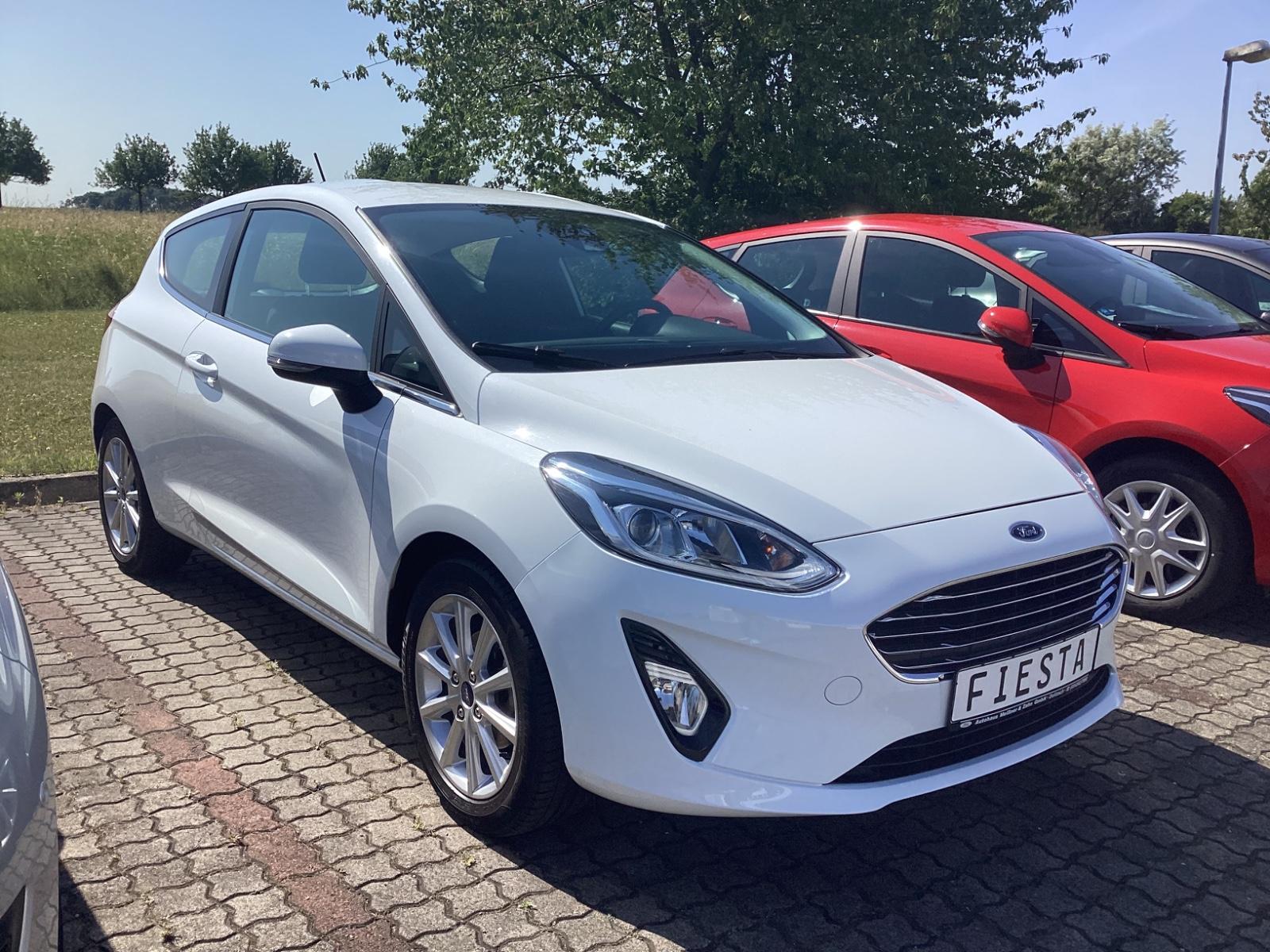 Ford Fiesta Titanium, Navi/WP/PDC/1 Satz WinterR.