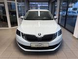 Skoda Octavia Combi Clever Navi/Scheckheft/LED/EURO6 - Skoda Octavia: Eu