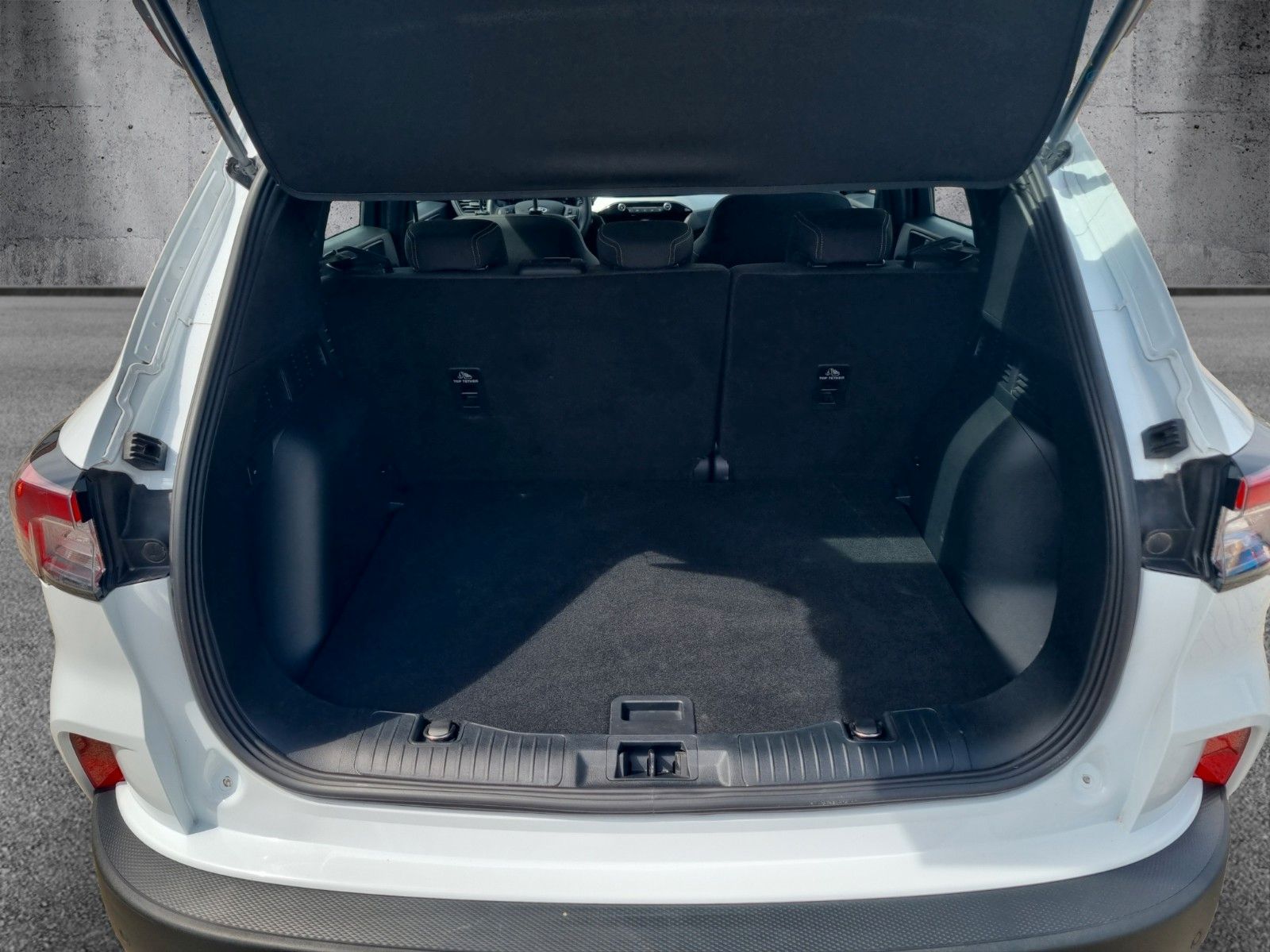 Fahrzeugabbildung Ford Kuga Cool & Connect