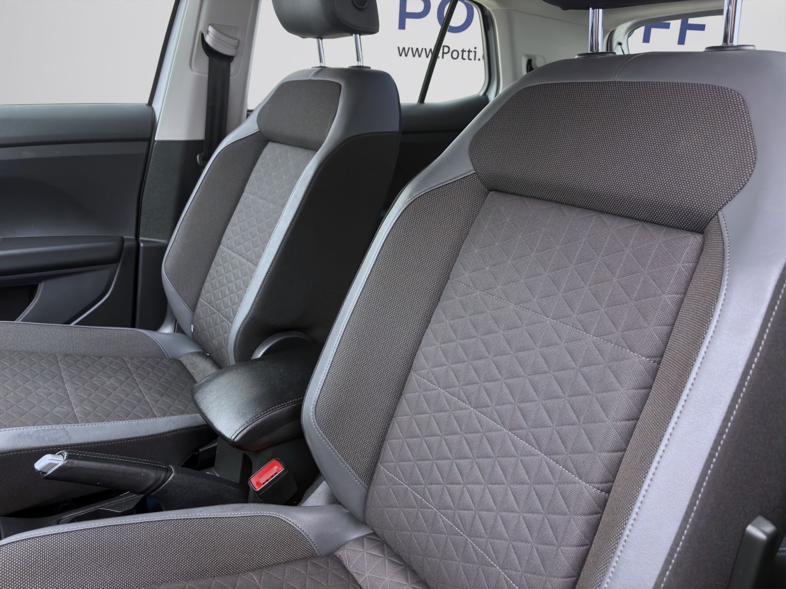 Volkswagen T-Cross - Bild 9