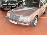 Mercedes-Benz E 200 2.Hand Sehr gepflegter Zustand - gebrauchte Mercedes-Benz E 200 aus dem Jahr 1994