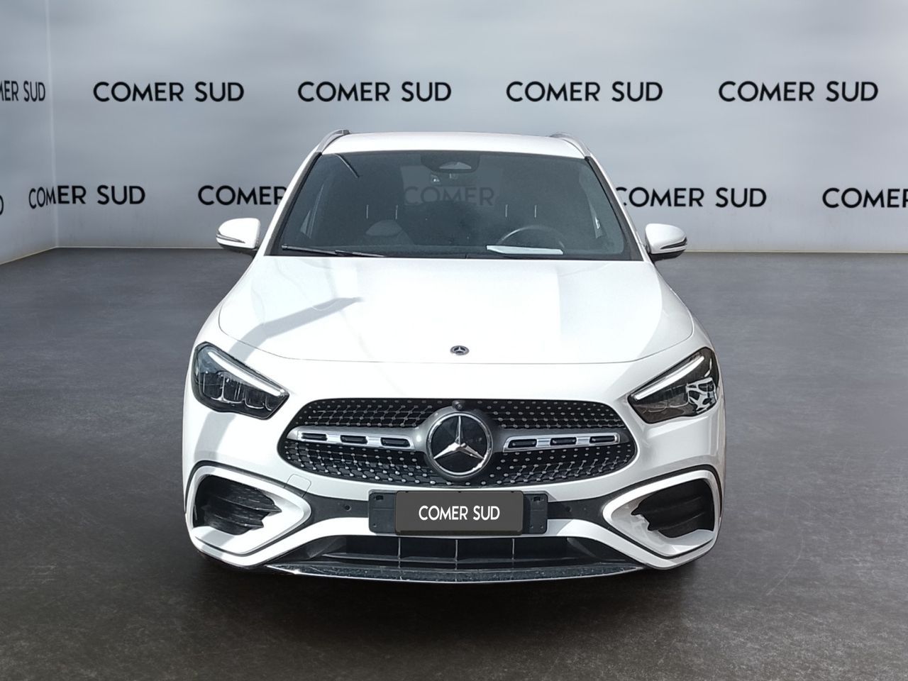 Mercedes-Benz GLA-H247 2023 - GLA 200 d AMG Line imagem 2