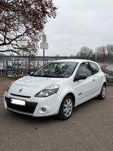Renault Clio Exception 1.2 16V TCE Eco2 Exception - Renault Clio Exception mit Benzin-Antrieb