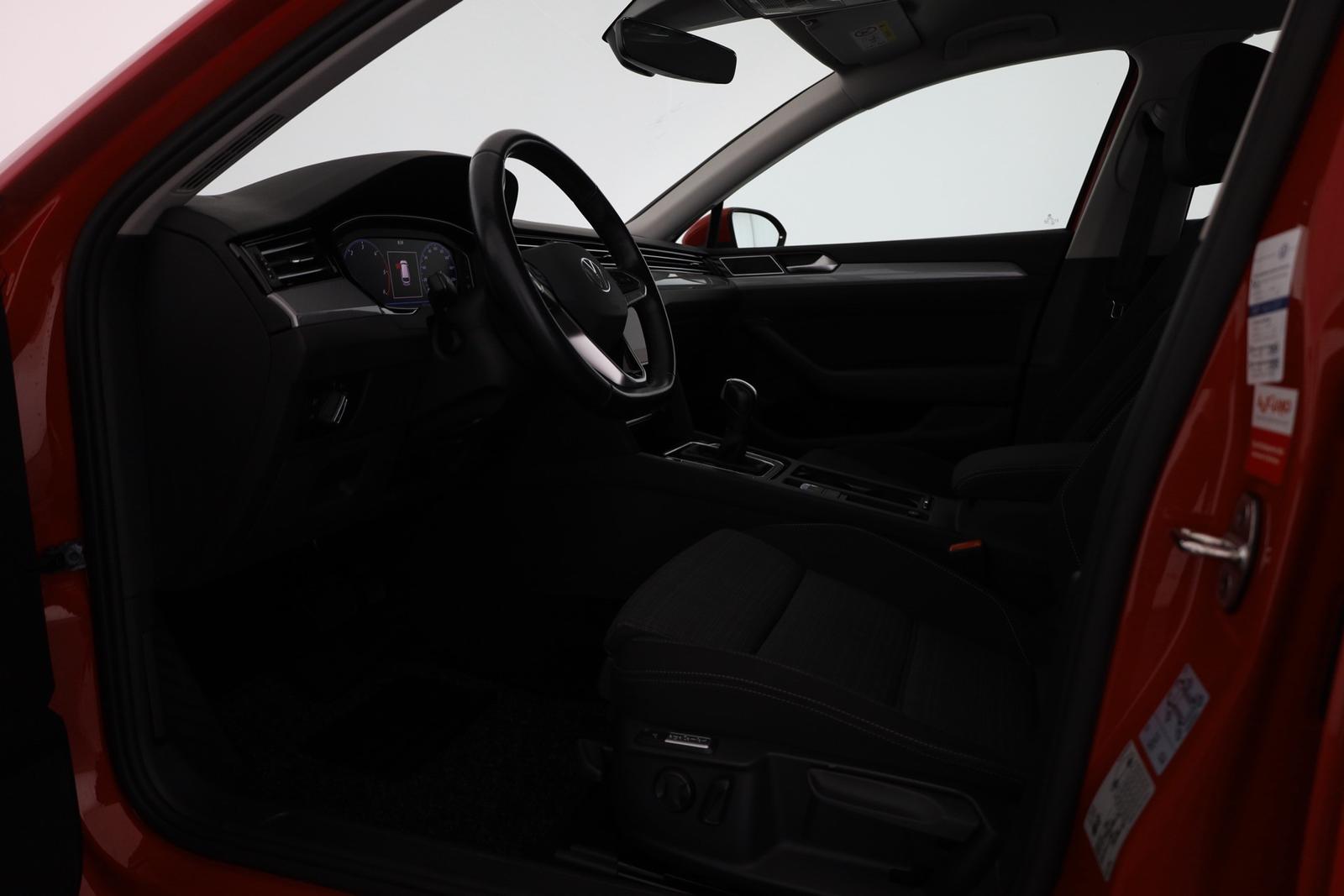 Volkswagen Passat 2.0 TDI DSG Business LED Navi ACC, миниатюра 16