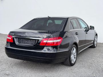 Mercedes E 250 - 3