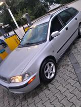 Volvo V40 1.8 Benzin - gebrauchte Volvo V40 aus dem Jahr 2000
