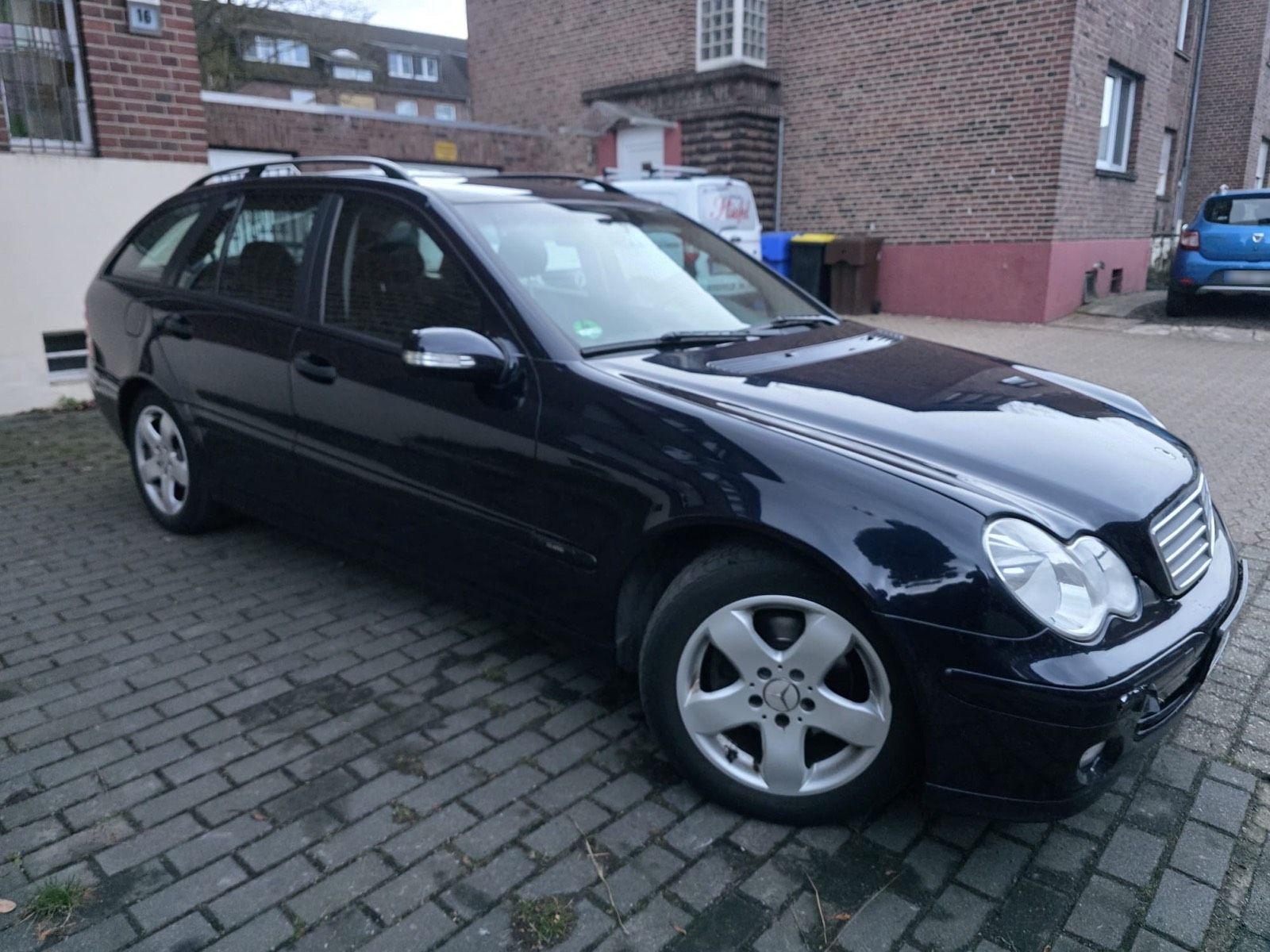 Mercedes-Benz 200 2005 — photo 12