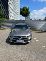 Mercedes-Benz A 250 e DCT - - Mercedes-Benz A 250 in Düsseldorf